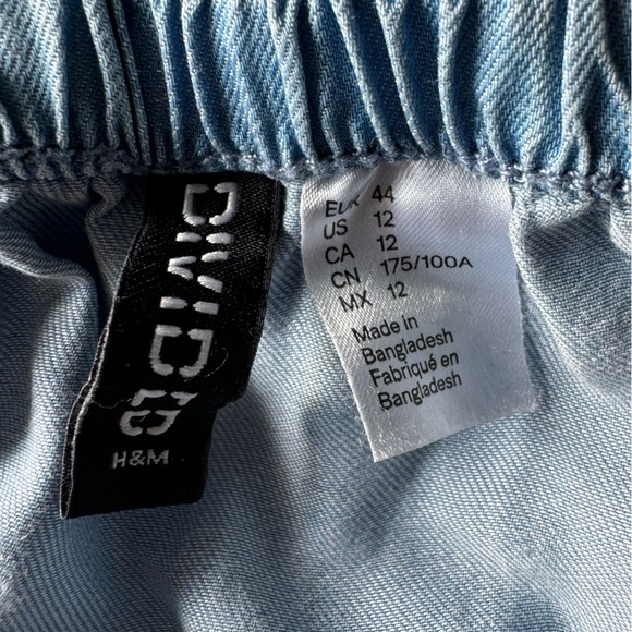 Off-shoulder floral embroidery dress size 12 - Picture 5 of 6